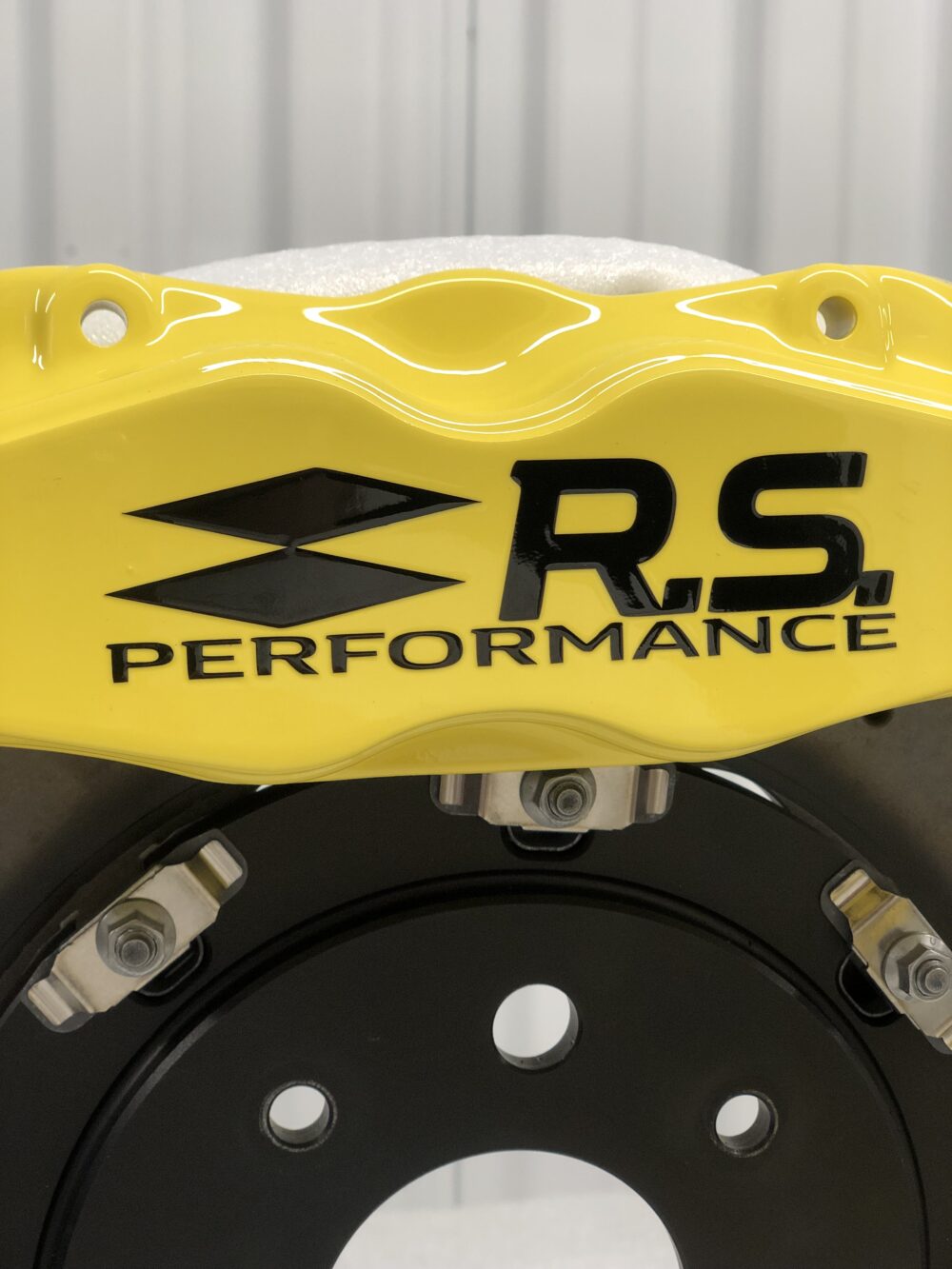 Pack adaptateurs YBT Clio 4 RS étriers Brembo 4 pistons 320x28mm – Image 7