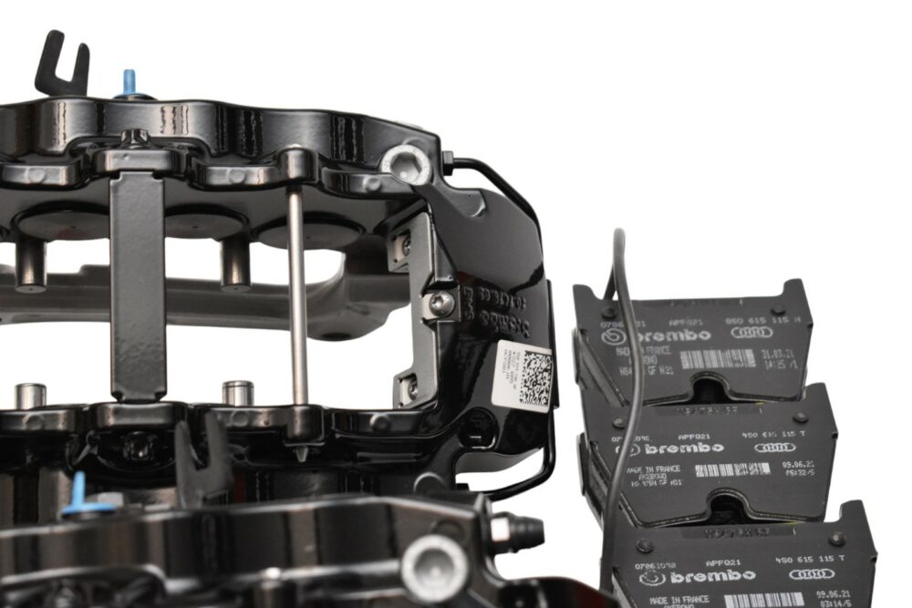 2 ETRIERS DE FREINS AVANT BREMBO 8 pistons Audi RS3 8V Audi TT RS 8S 8V0615107D 8V0615108D – Image 5
